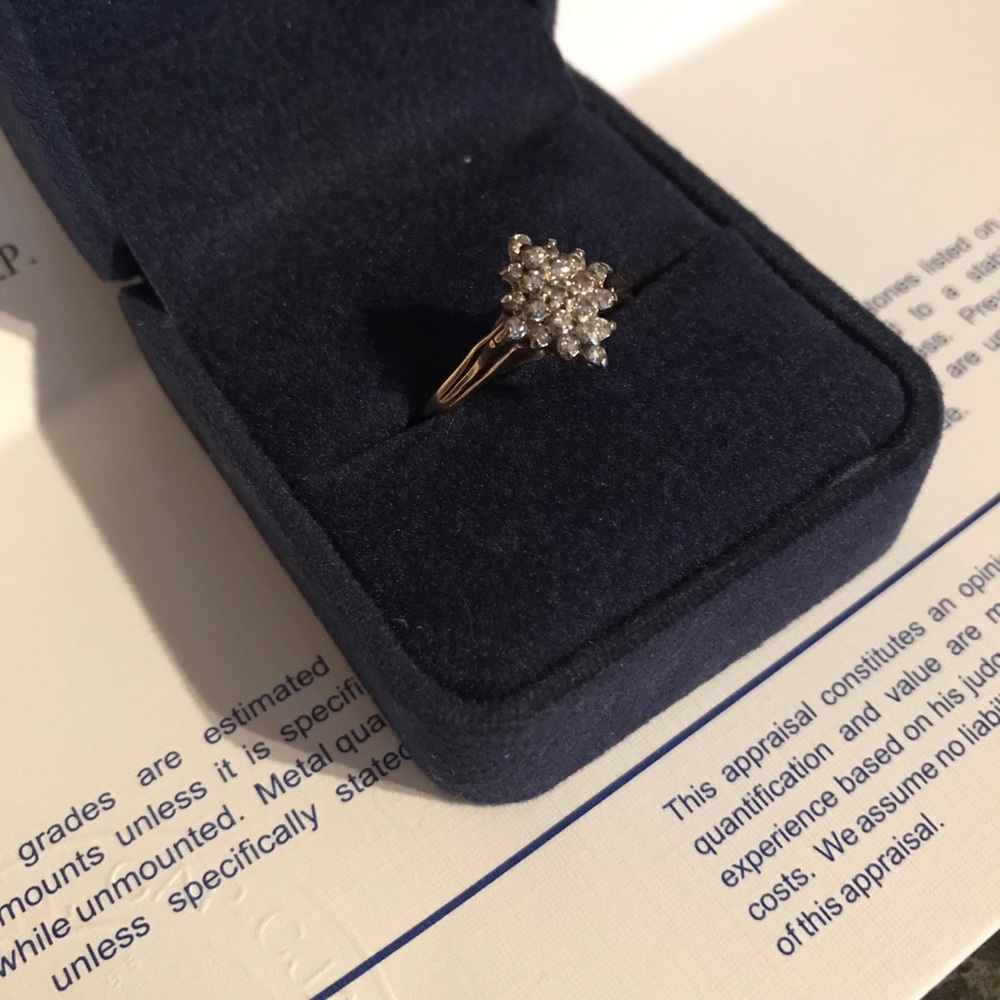 🔥Diamond cluster ring - Picture 2 of 8